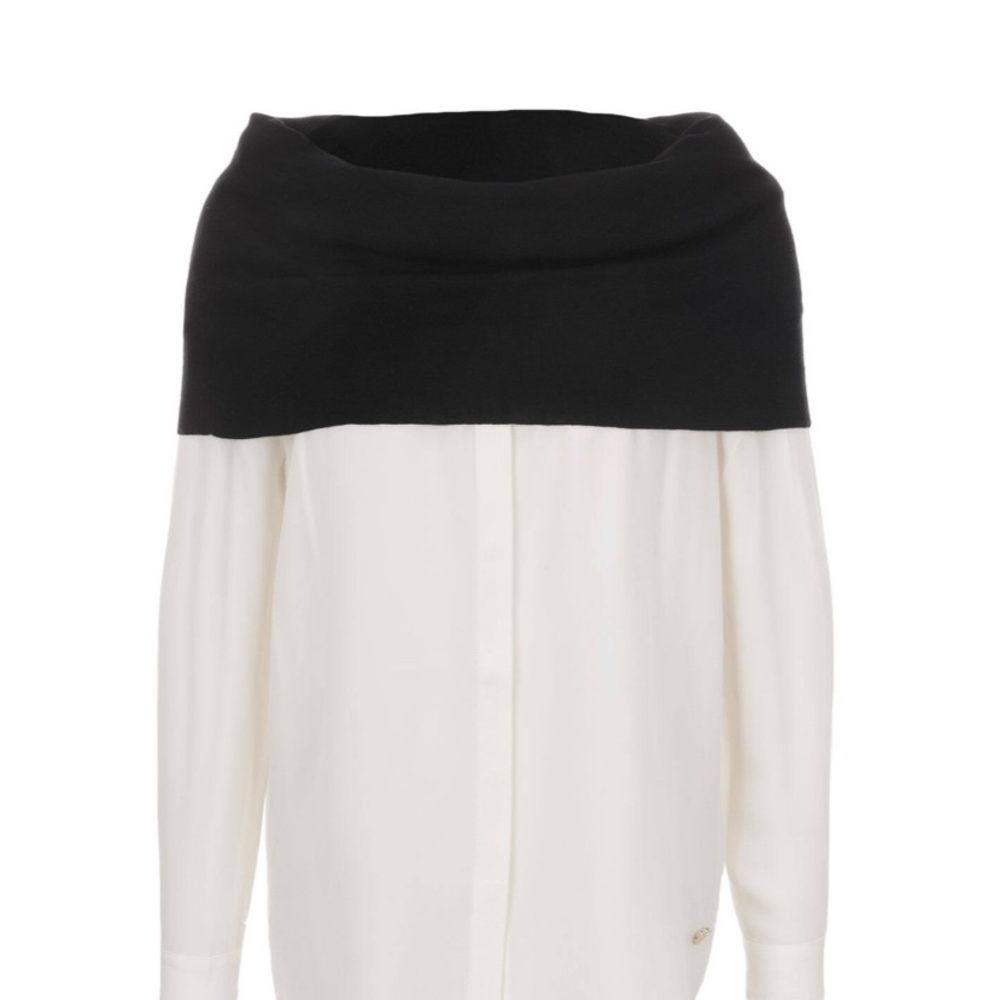Twin set top